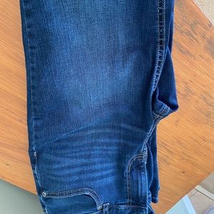 Maurices jeans